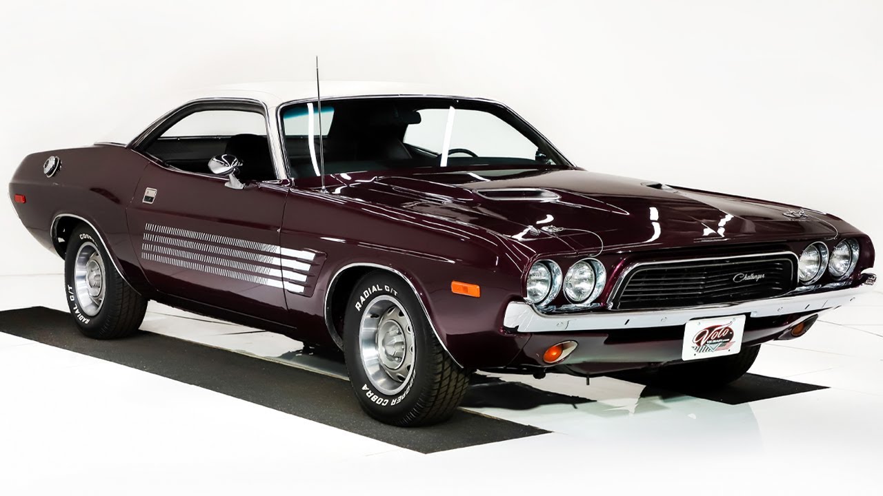 1972 Dodge Challenger Rallye for sale at Volo Auto Museum (V21426)