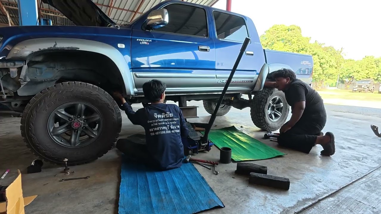 เปลี่ยนลูกยางรองตัวถัง Tiger 4 ประตู