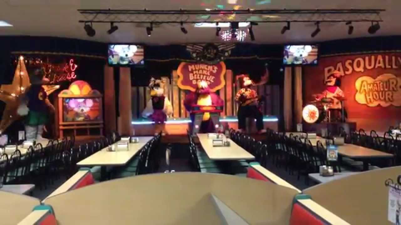 Chuck E. Cheese's Winter 2015 Show / Song 4 - Houston, Tx