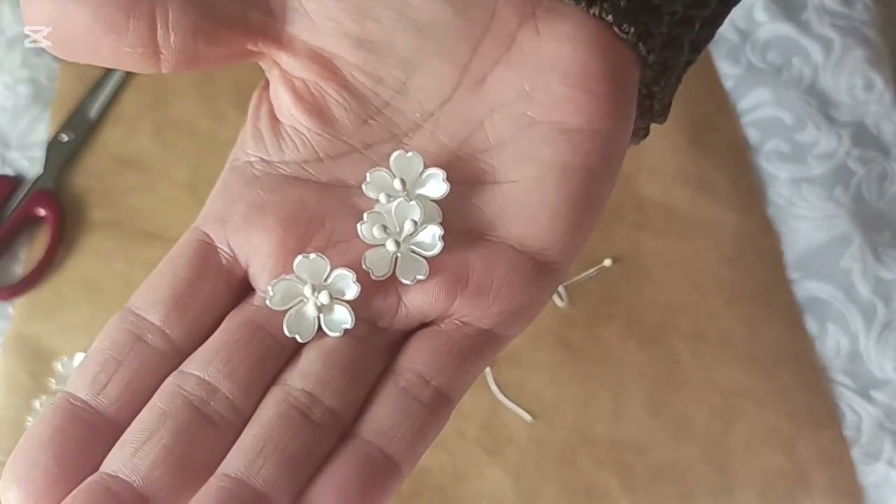 ورود جاهزة مع لمسة لتصبح أجمل و أرقى اكسسوار تصلح كمشروع ♥️🌸🌷🌺👍