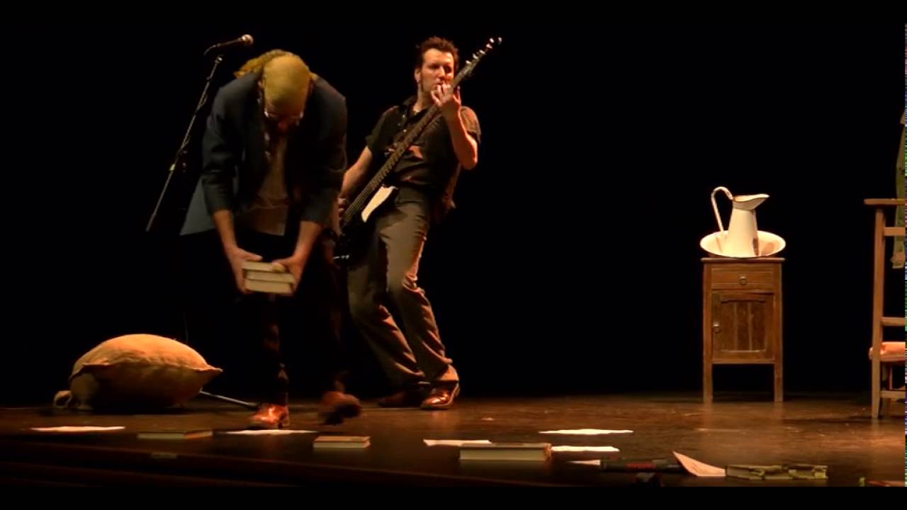 El Drogas -  Una lagrima en el suelo (DVD Sombras que la luz grita)