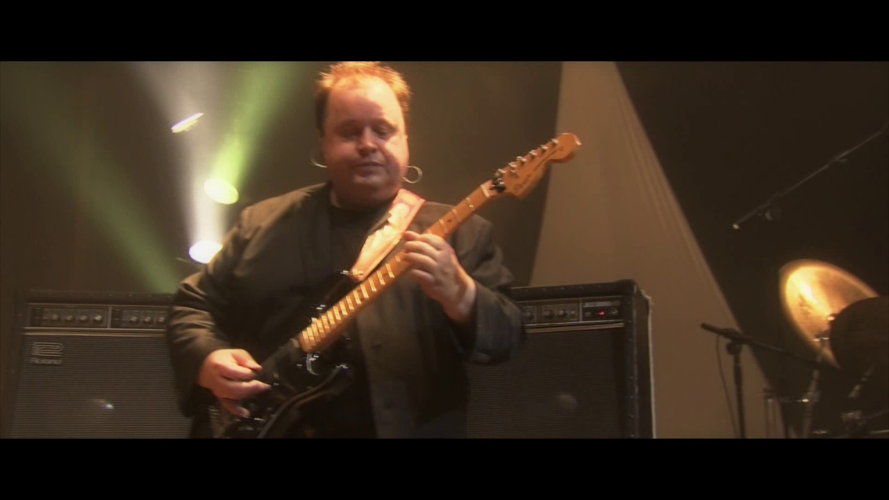 Marillion - Hooks In You (live)