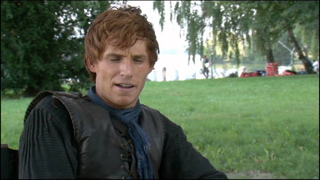 Die Säulen der Erde - Eddie Redmayne im Interview