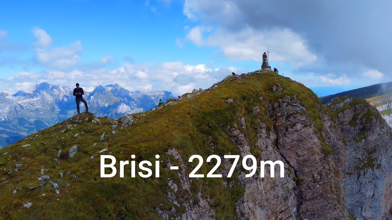 Wandern auf den Churfirsten Brisi (2279m) im Kanton St. Gallen, Schweiz
