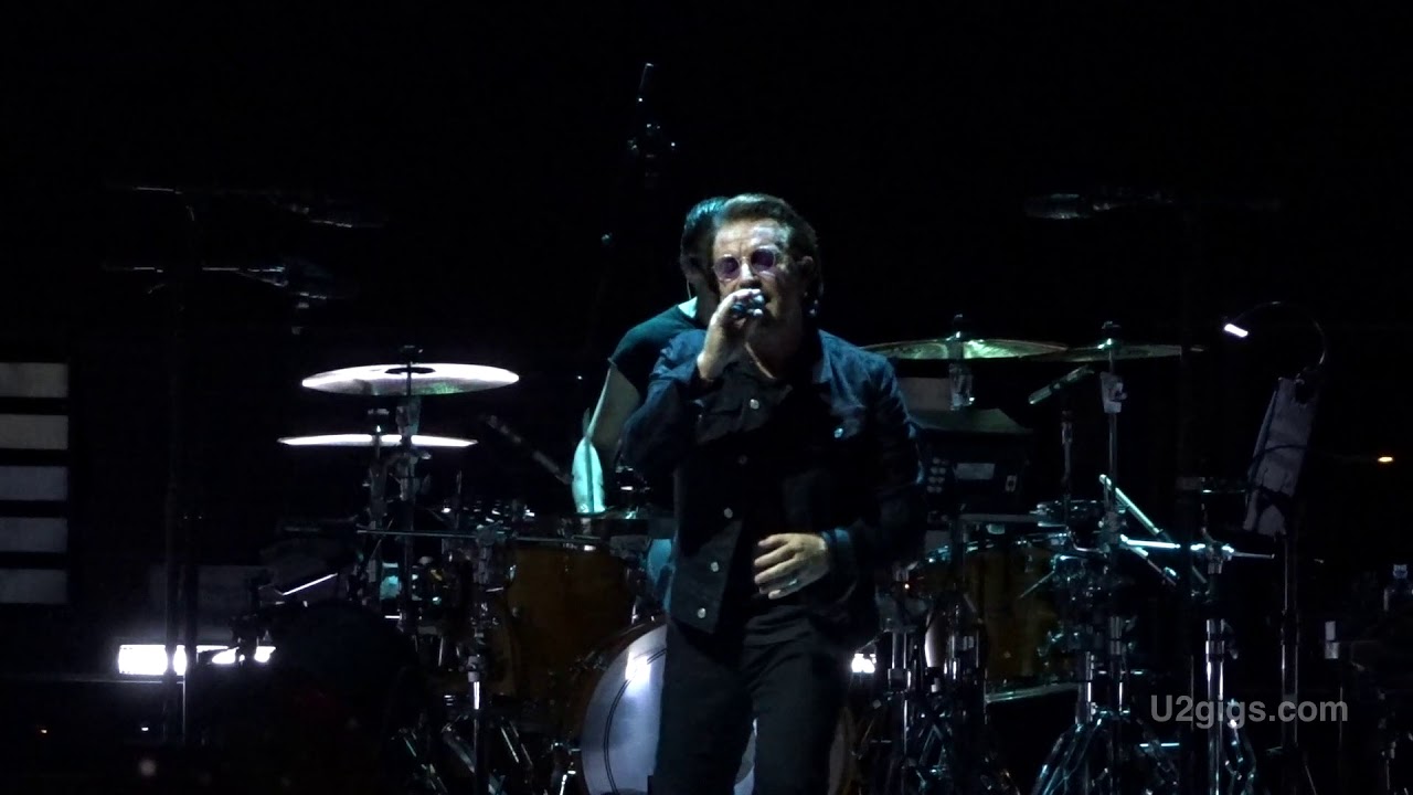 U2 Manchester Zoo Station 2018-10-20 - U2gigs.com