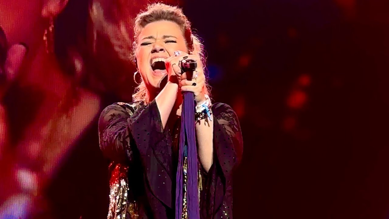 Kelly Clarkson - Never Again live in Las Vegas, NV - 8/18/2023