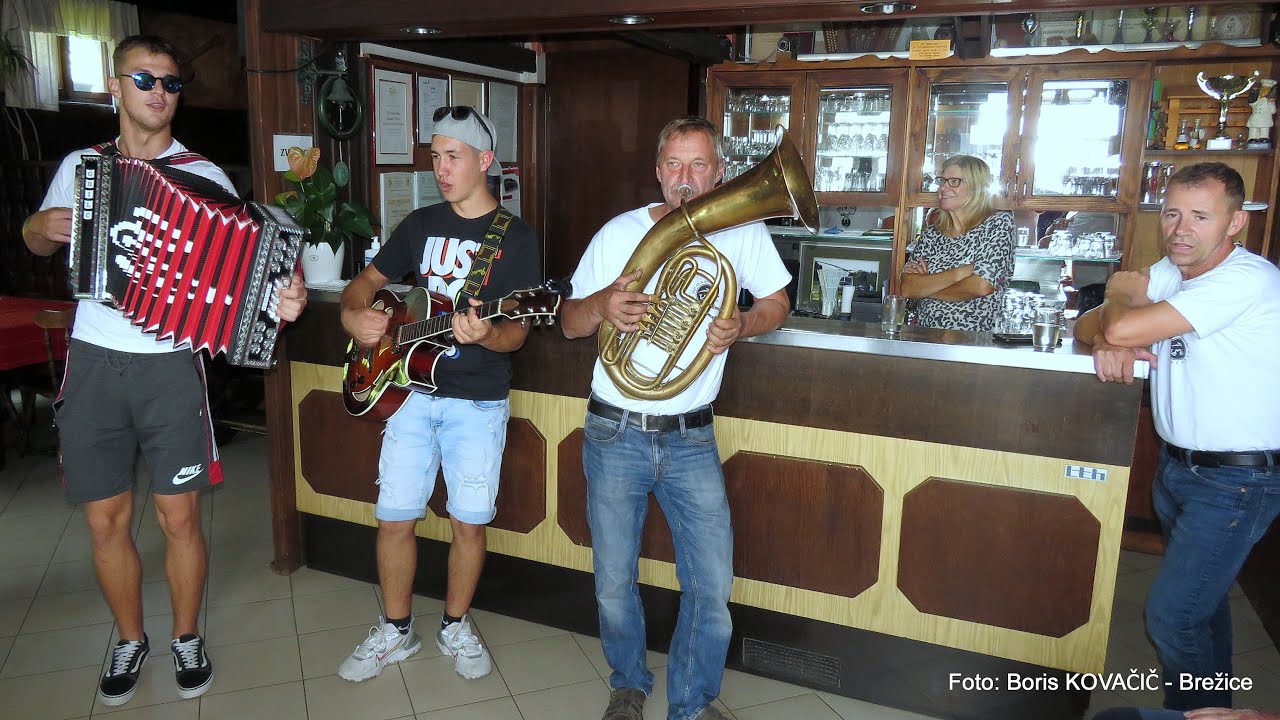 Trio Legende - Tuhinjski fantje (v živo)