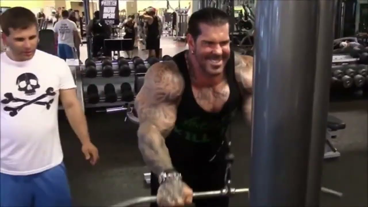 Jason Genova trains arms with Rich Piana!