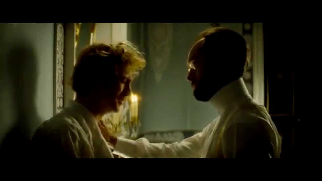 Karenin/Vronsky || Moondust