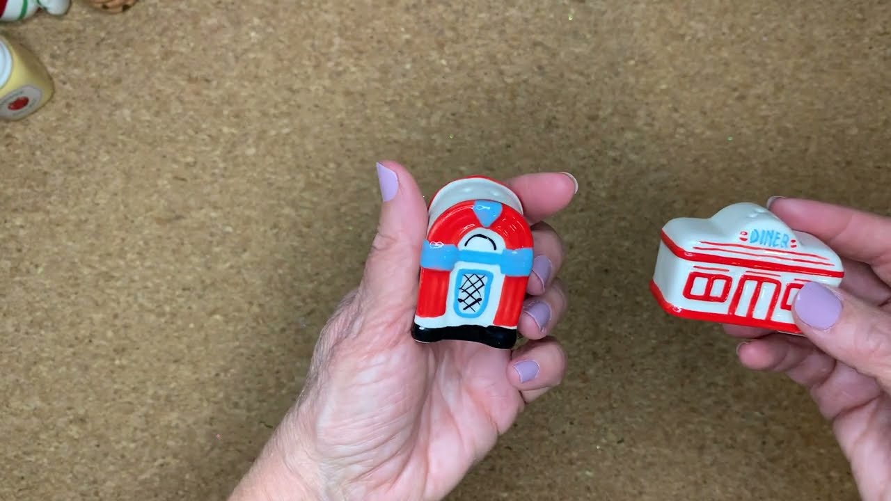 HAUL TIME! Mini Salt & Pepper shakers!  Cracker Barrel!  SCORE! 