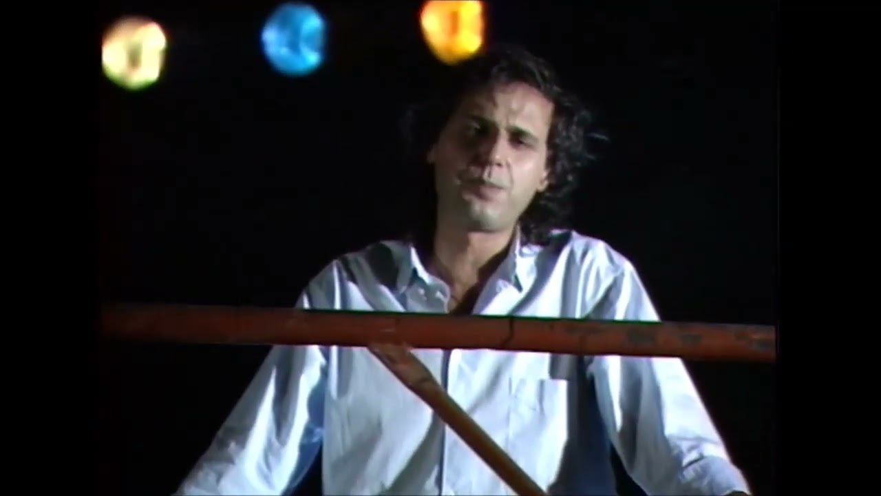 Αγαπάω κι Αδιαφορώ - Βασίλης Παπακωνσταντίνου