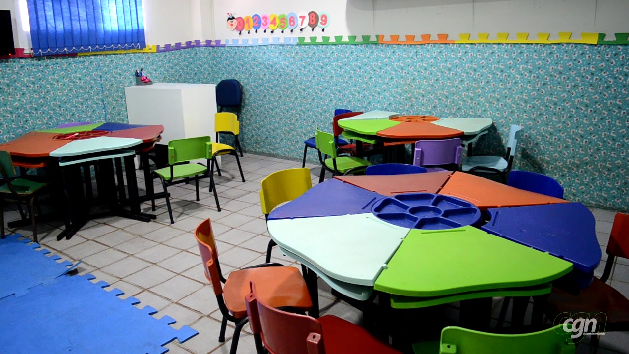 Escolas iniciam per&iacute;odo de duas semanas sem aulas