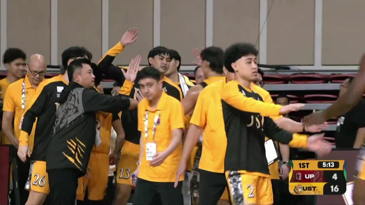 Collins Akowe SNATCHES AND SCORES FOR UST vs. UP in 1Q | UAAP Season 88 Men&rsquo;s Basketball