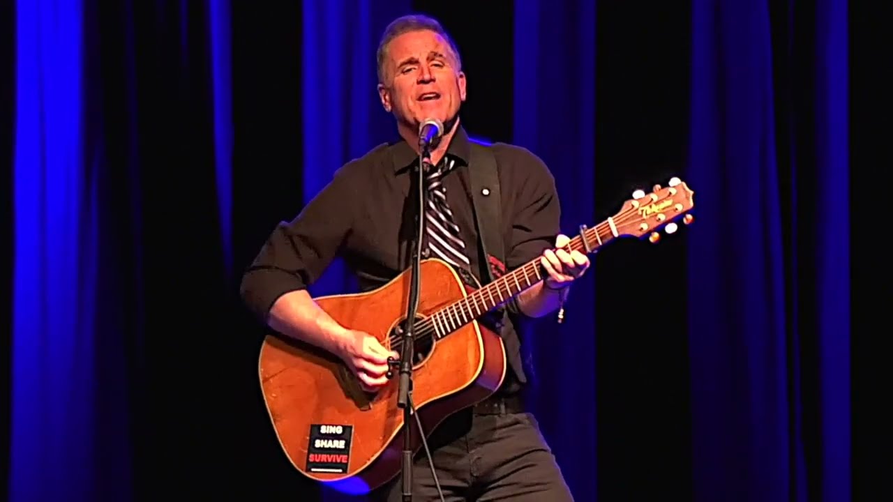S&eacute;an McCann Sings 