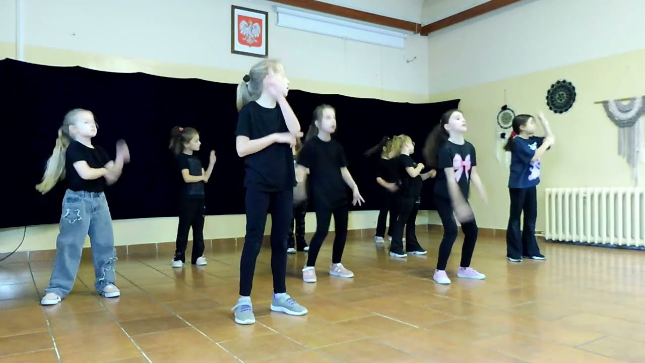 ZAJĘCIA TANECZE W GOK GRABOWIEC