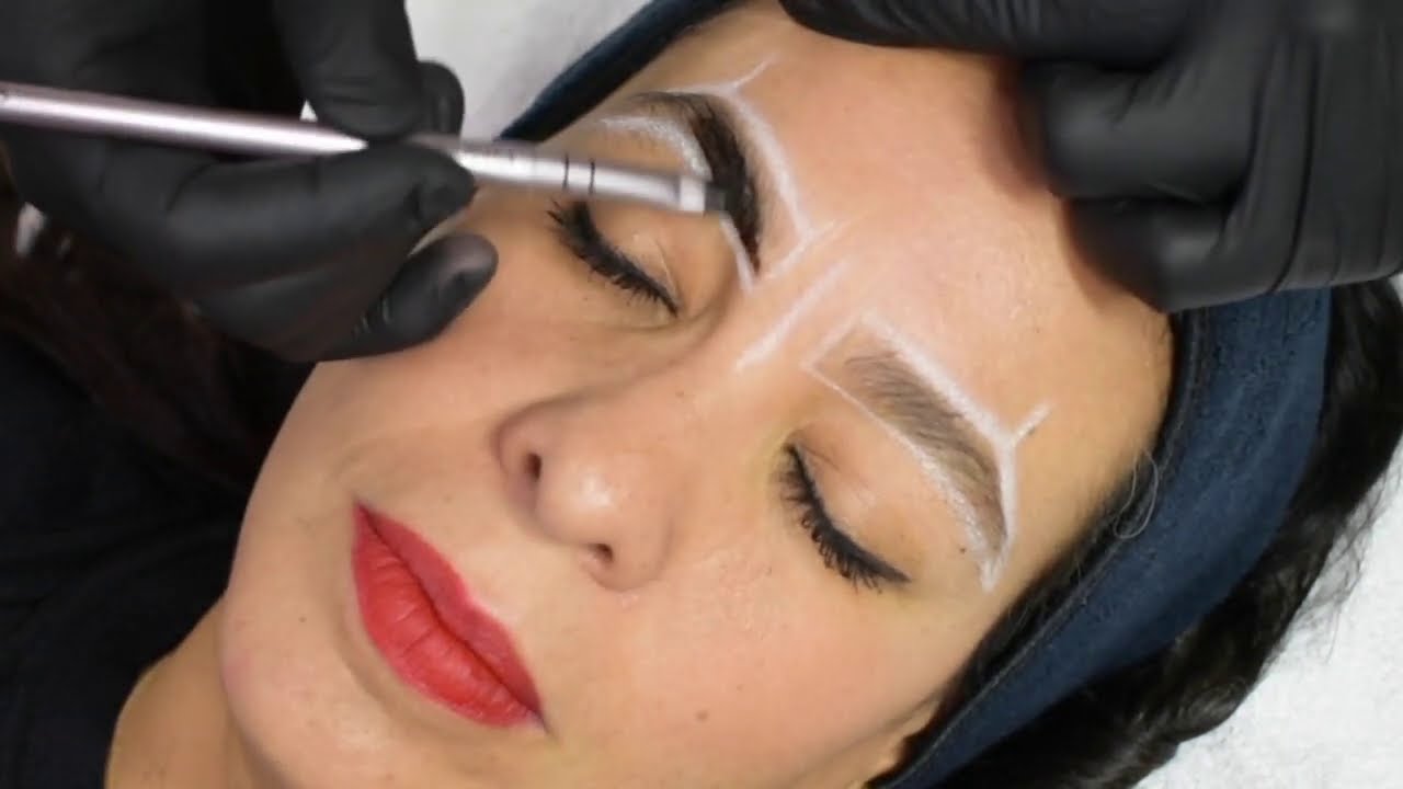 Diferencias entre Tinte y Henna para cejas