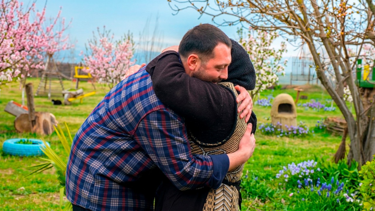 A Beautiful Village Eid: Morning Prayers, Family Hugs & Huge Feast!