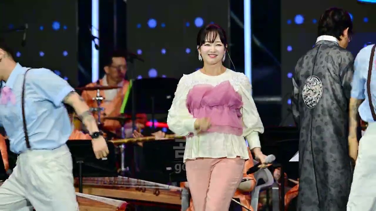 [4K직캠] #정미애 (Jung Mi-ae) 전체영상《2023 영동포도축제》 2023.08.24. #훨훨훨 #미운사내 #강원도아리랑 #영동포도축제 곰지TV