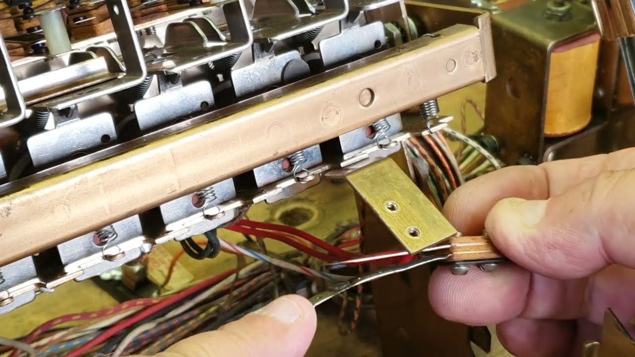 Servicing Gottlieb EM Pinball SB Armature Switch.