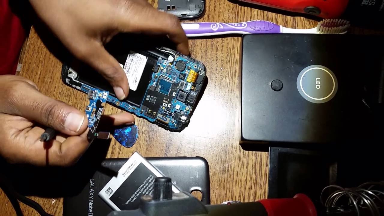 Samsung Galaxy Note 2 charging port replaced.