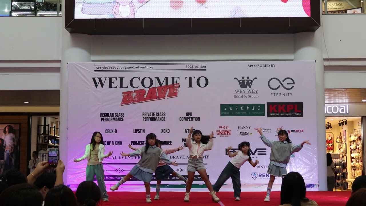 Saja Boys - Soda Pop Regular Kpop Kids Class by Greece | Welcome to Brave | Brave Academy