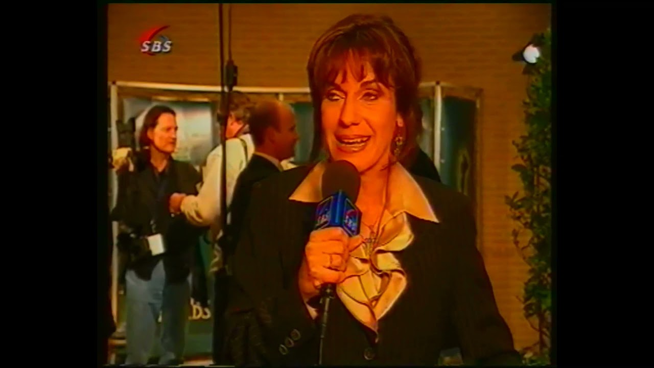 Shownieuws met Maureen du Toit en Milika Peterzon   12 mei 2003
