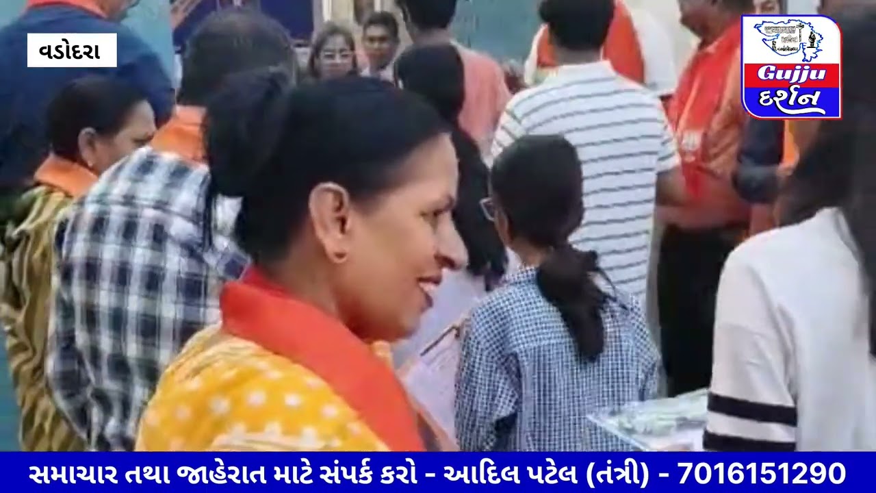 સંત કબીર સ્કૂલ ખાતે કોર્પોરેટર સહીત કાર્યકરો દ્વારા પરીક્ષાર્થી ઓ ને આવકારવામાં આવ્યા.