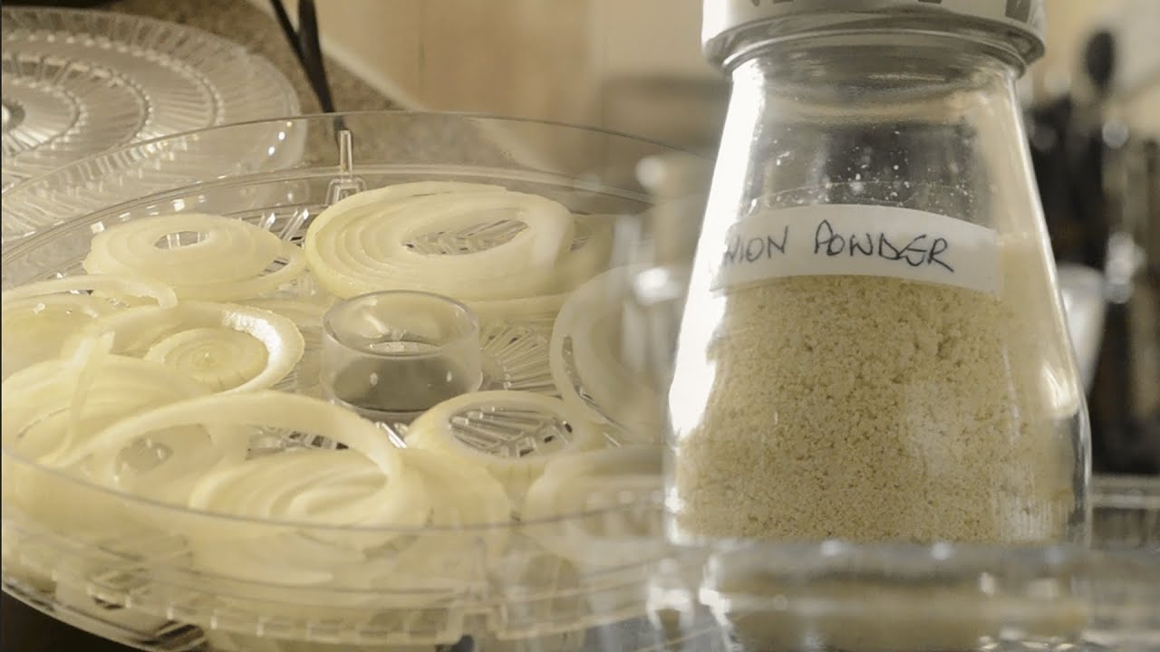 How To Make Your Own Homemade Onion Powder
