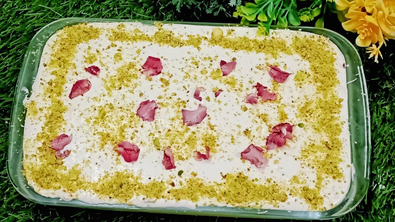 Layali Lubnan | Popular Arabian Dessert Labanese Nights | Creamy Delicious Milk Pudding 🍮