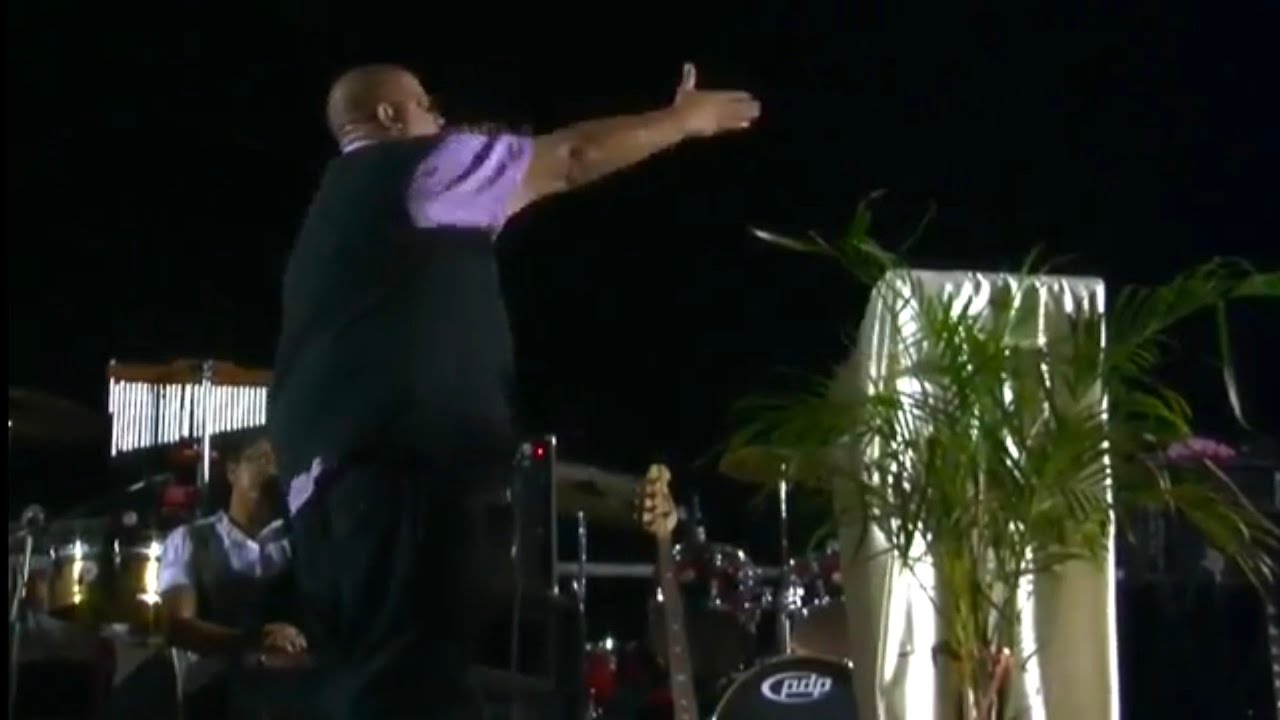 Predicando Pastor Hector Delgado- Tema: No Dejes Que En El Infierno Se Sigan Riendo De Ti!!