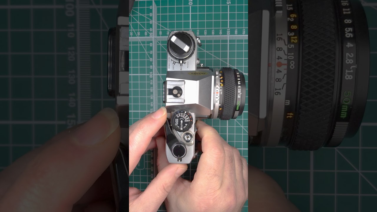 Olympus OM10 как заправить плёнку. 