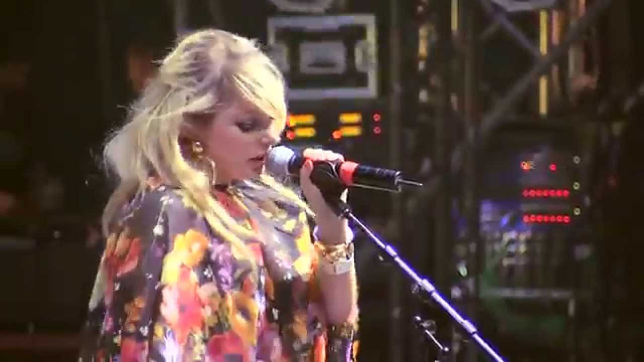 Little Boots Live - Headphones @ Sziget 2013
