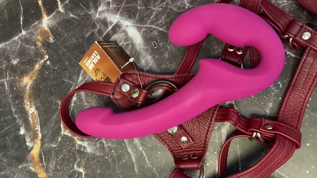 Strapping On A Strapless Strap-On Episode! | SheVibe