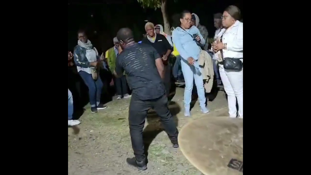 SUN🌞STAR BAND IN HICKORY , CROFT HILL.  REPRESENTING DOUGLAS BROWN FUNERAL HOME CONTACT:1876217-3256