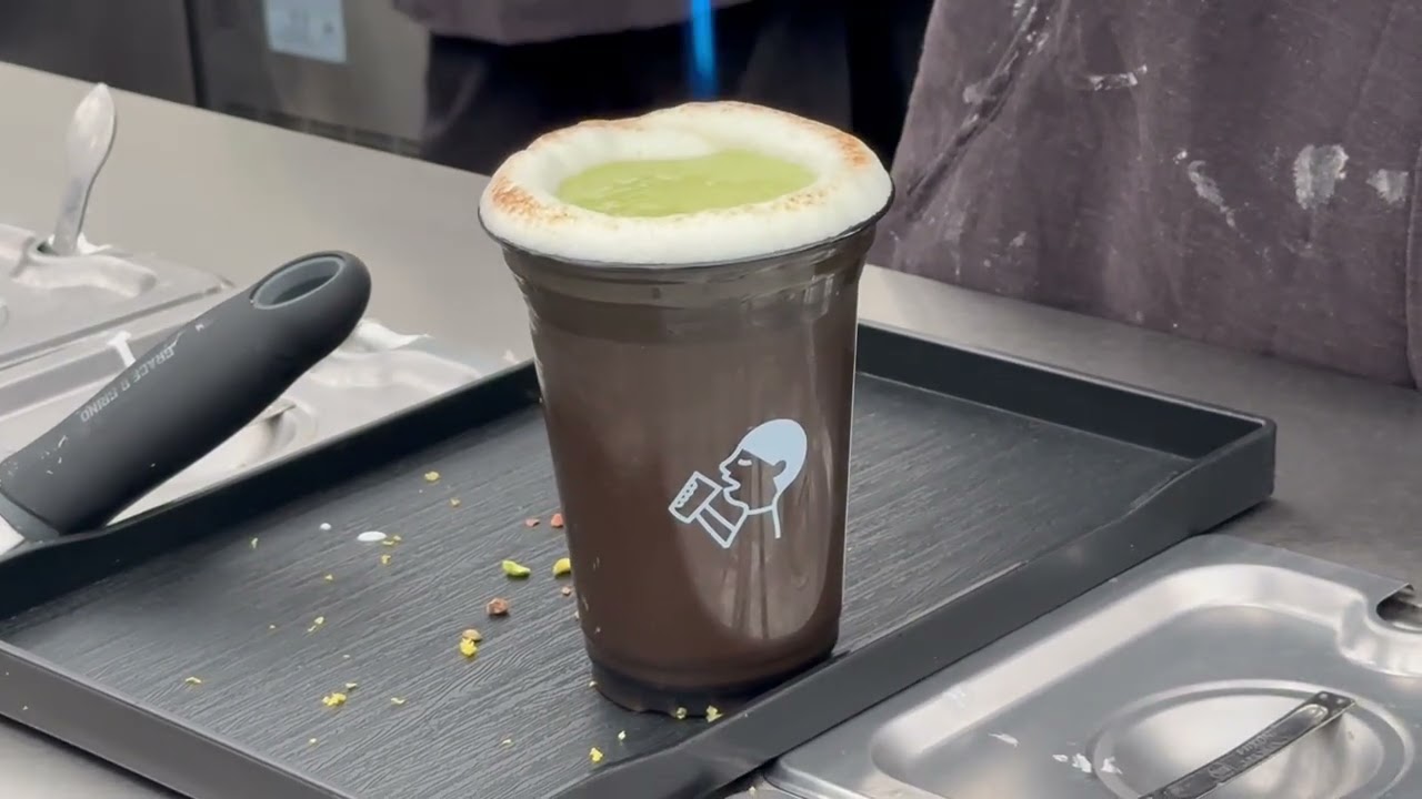 HEYTEA Lab at CF Toronto Eaton Centre