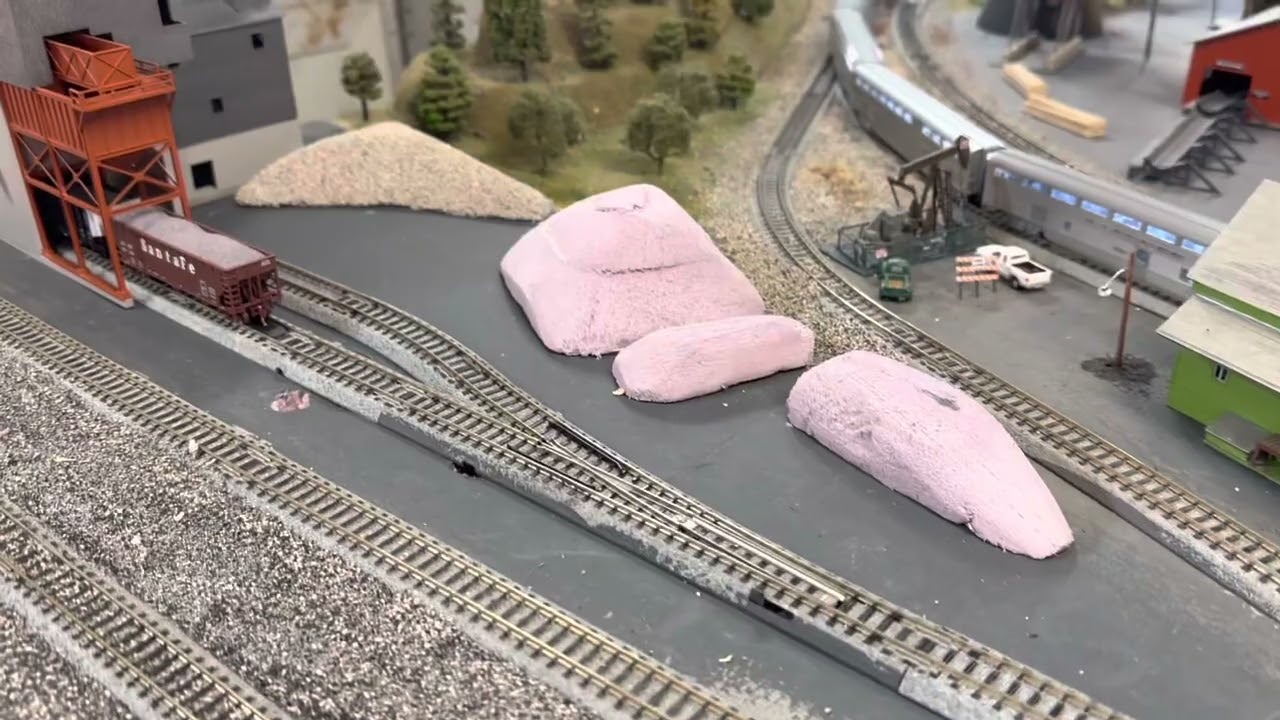 ￼ Walthers Glacier Gravel Company and Scenery Update. Finally Finished!!!