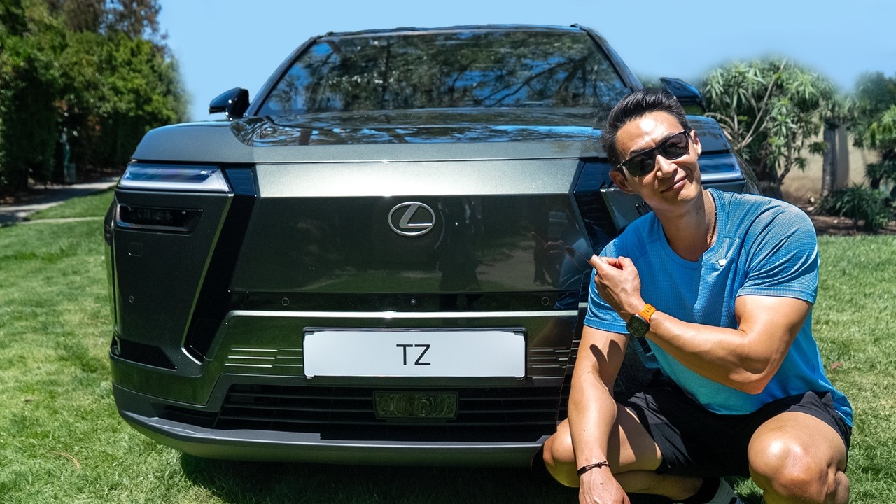 Lexus создали трехрядный электромобиль&hellip; Но что-то здесь не так