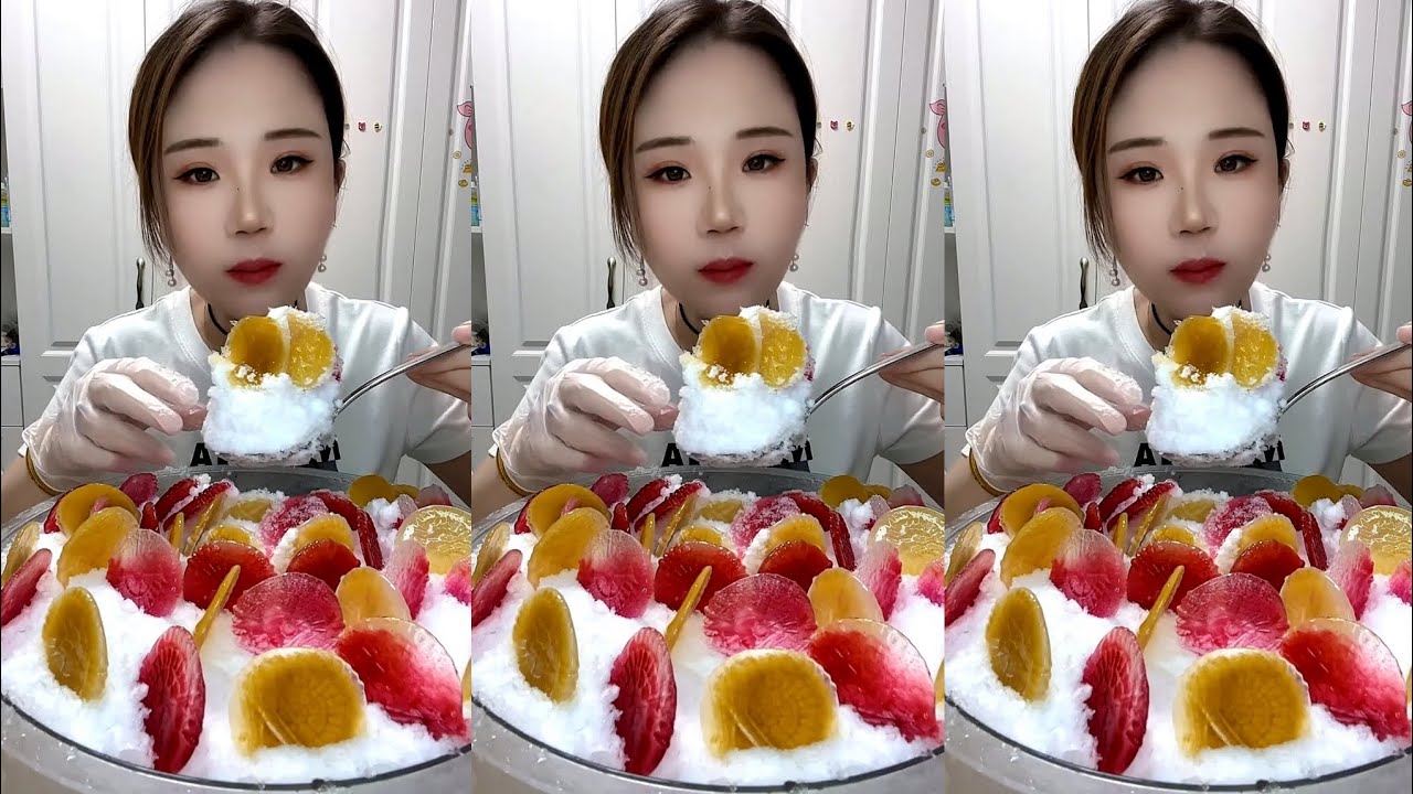 ASMR  SHAVED ICE EATING YY