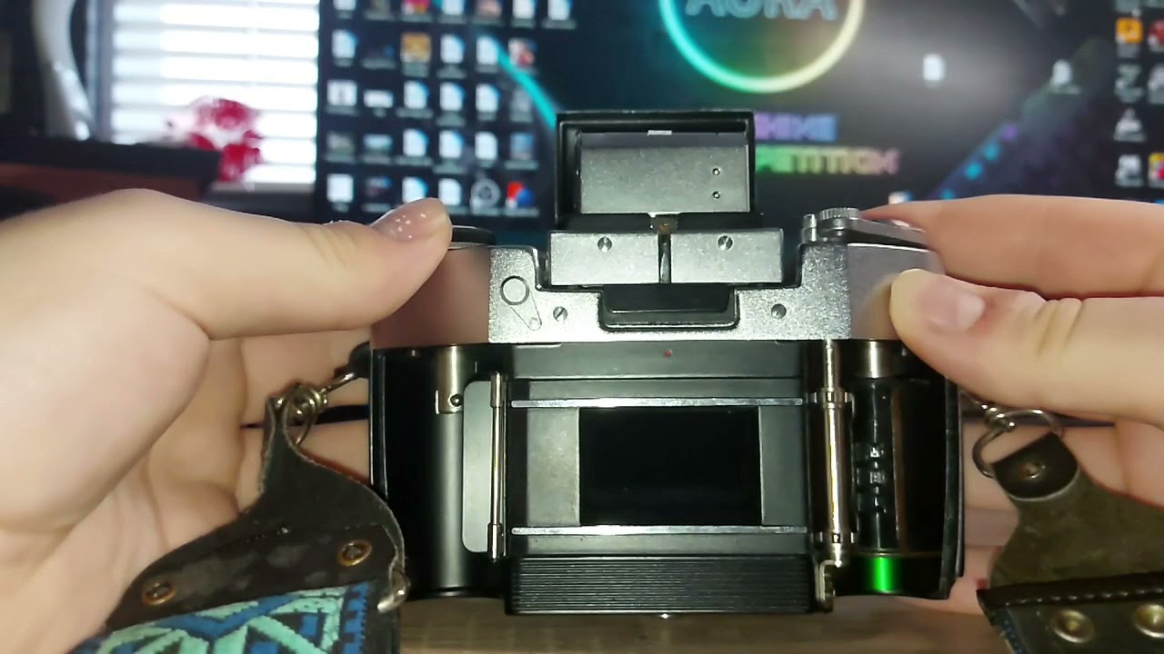 Ihagee EXA 1A Shutter Speed Test (Slow motion)