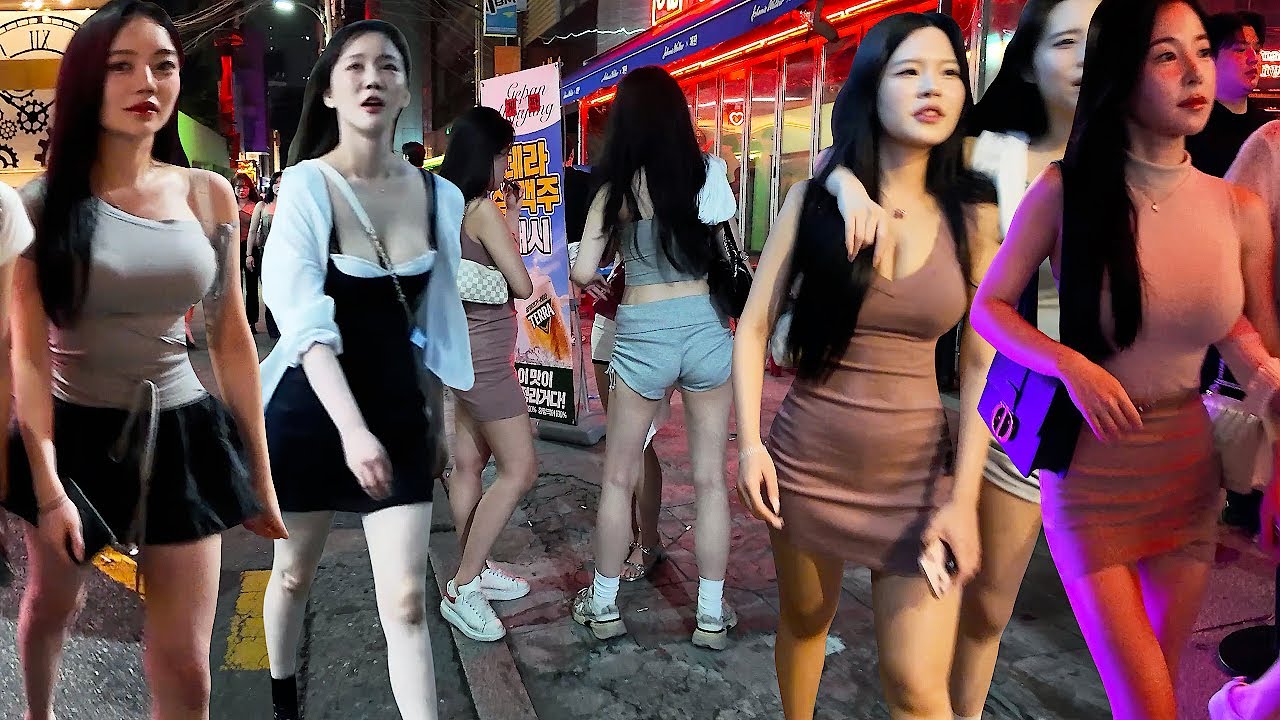 [4K Summer Night  in Seoul] There were a lot of beauties on the street in the tropical night ^^