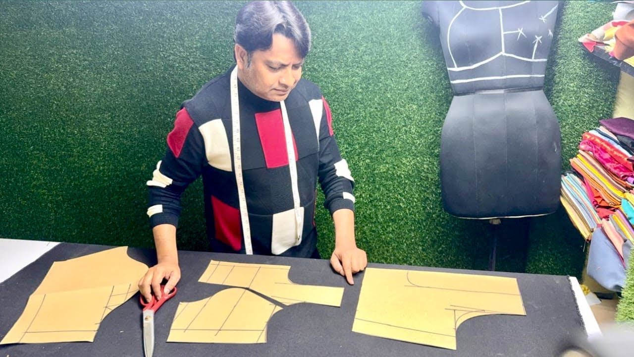 Perfect Princess Cut Blouse Cutting // प्रिंसेस कट ब्लाउज़ की कटिंग
