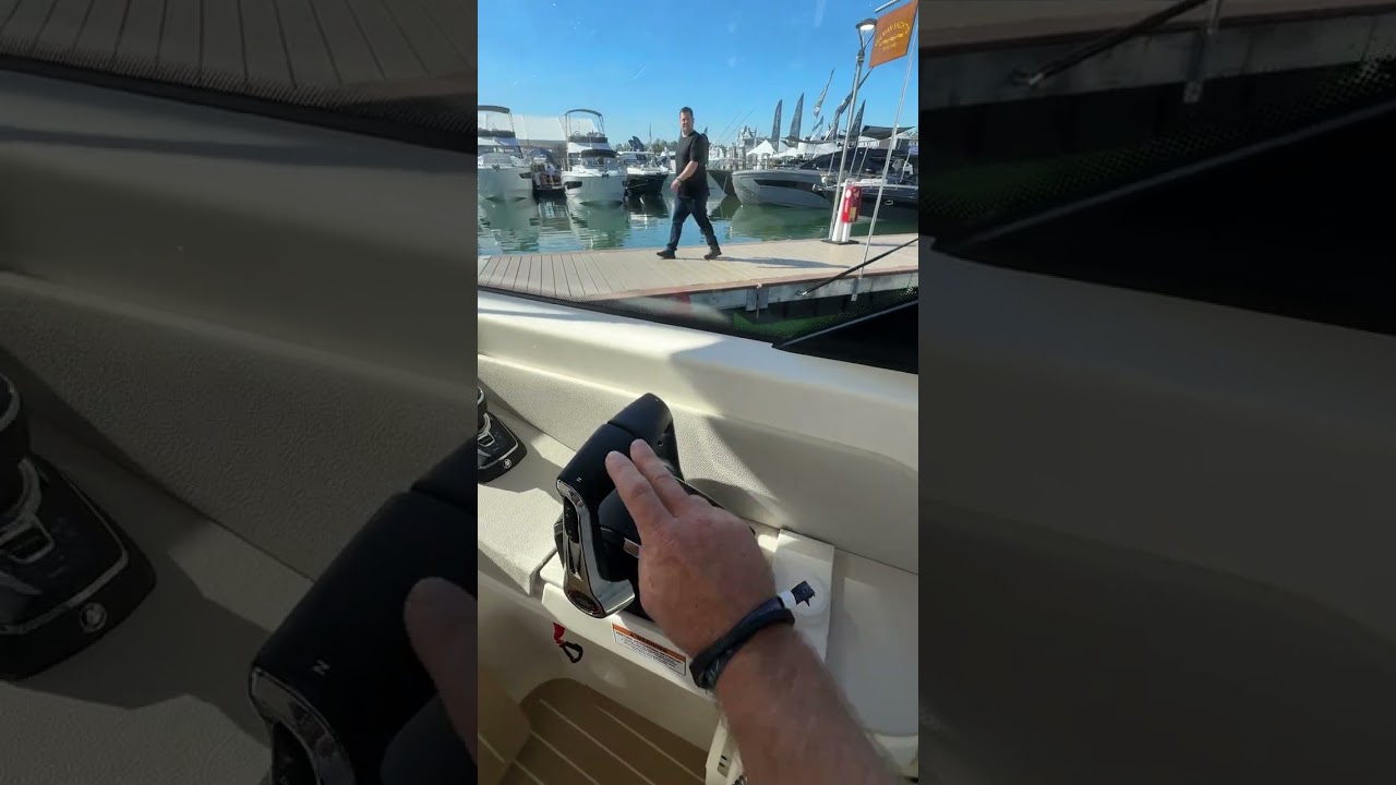 Miami Boat Show Saxdor 400 GTC