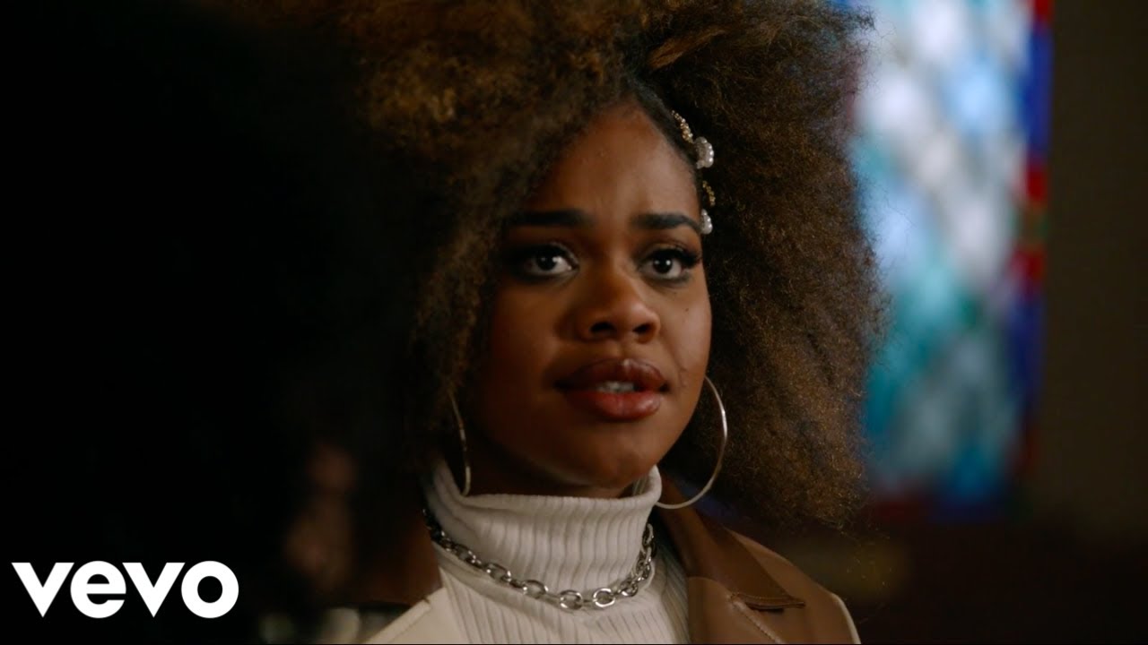 Dara Rene&eacute; - Jump (HSMTMTS | Disney +)