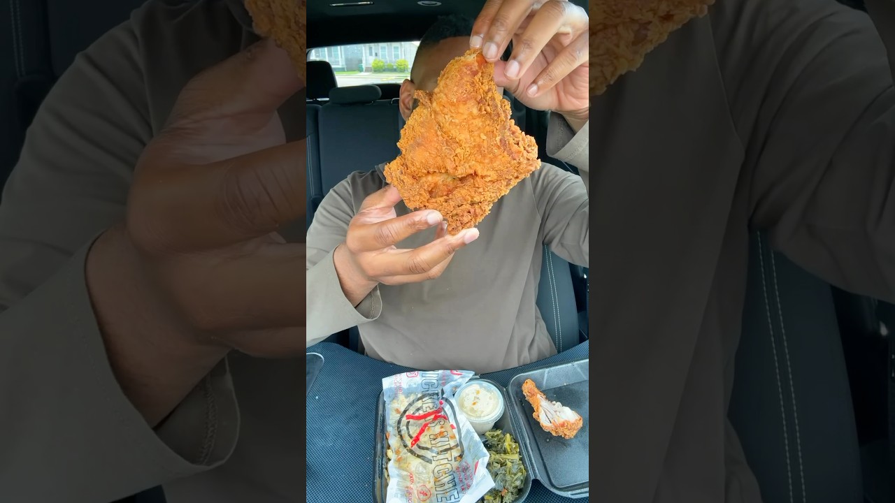 Trying Fried Chicken 🍗 Locals SWEAR by. (In New Orleans😳 ) #shorts #neworleans