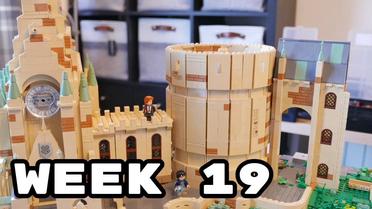 Building Hogwarts in LEGO | Week 19 - The Staircase Tower (Part One)