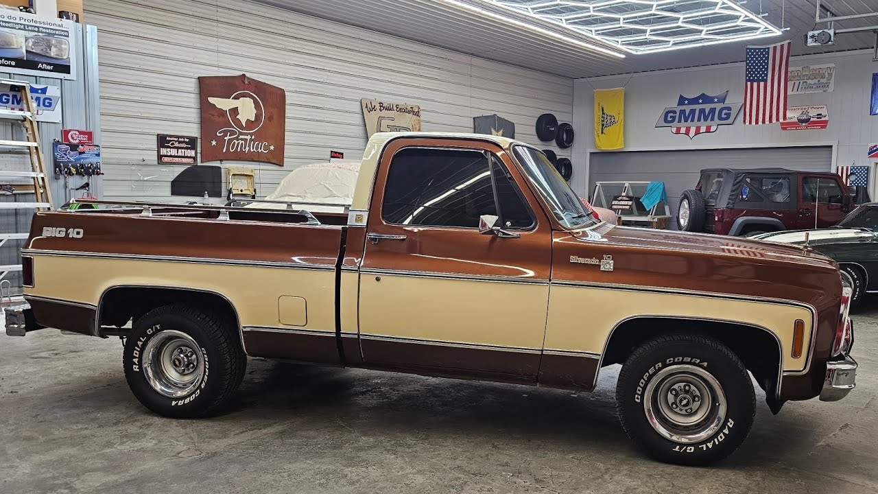 Buying a Rare 1980 Squarebody Chevy Silverado Short Bed Big 10 Edition 