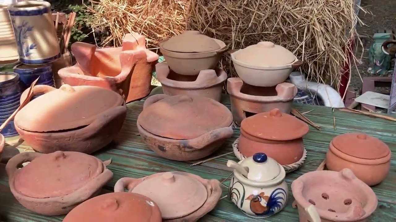 Vườn nhà Gốm Lái Thiêu , nơi lưu giữ hồn gốm Nam bộ..
