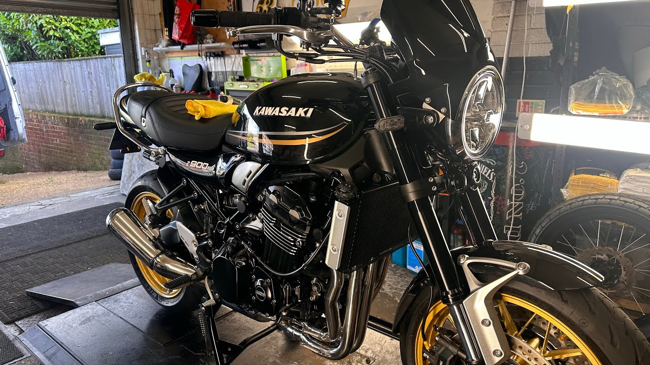 KAWASAKI Z900RS Full detail/protection package