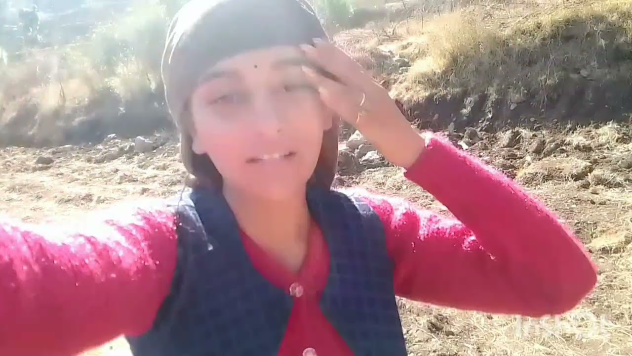 आज हम सभी लोग गए मंदिर तक महाराज जी को छोड़ने 🙏#vairalvideo #pahari# pahari culture #sainj#nikita