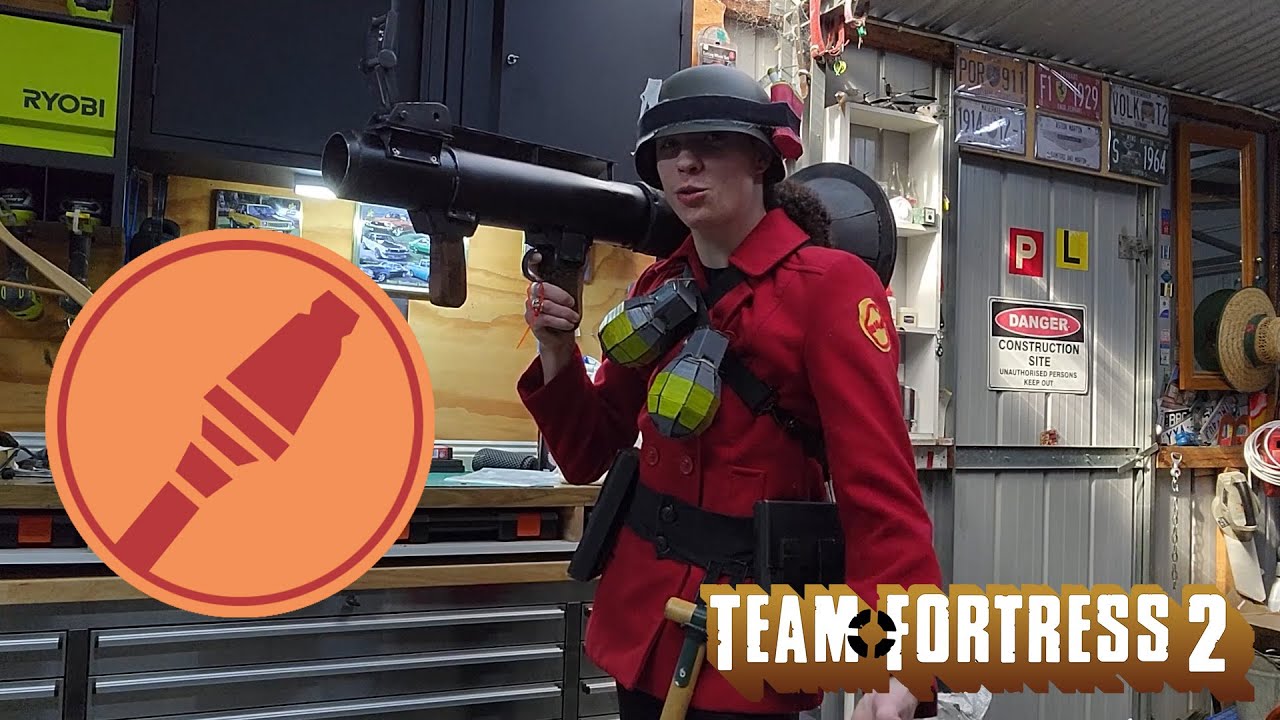 Team Fortress 2 Soldier Cosplay - Showcase